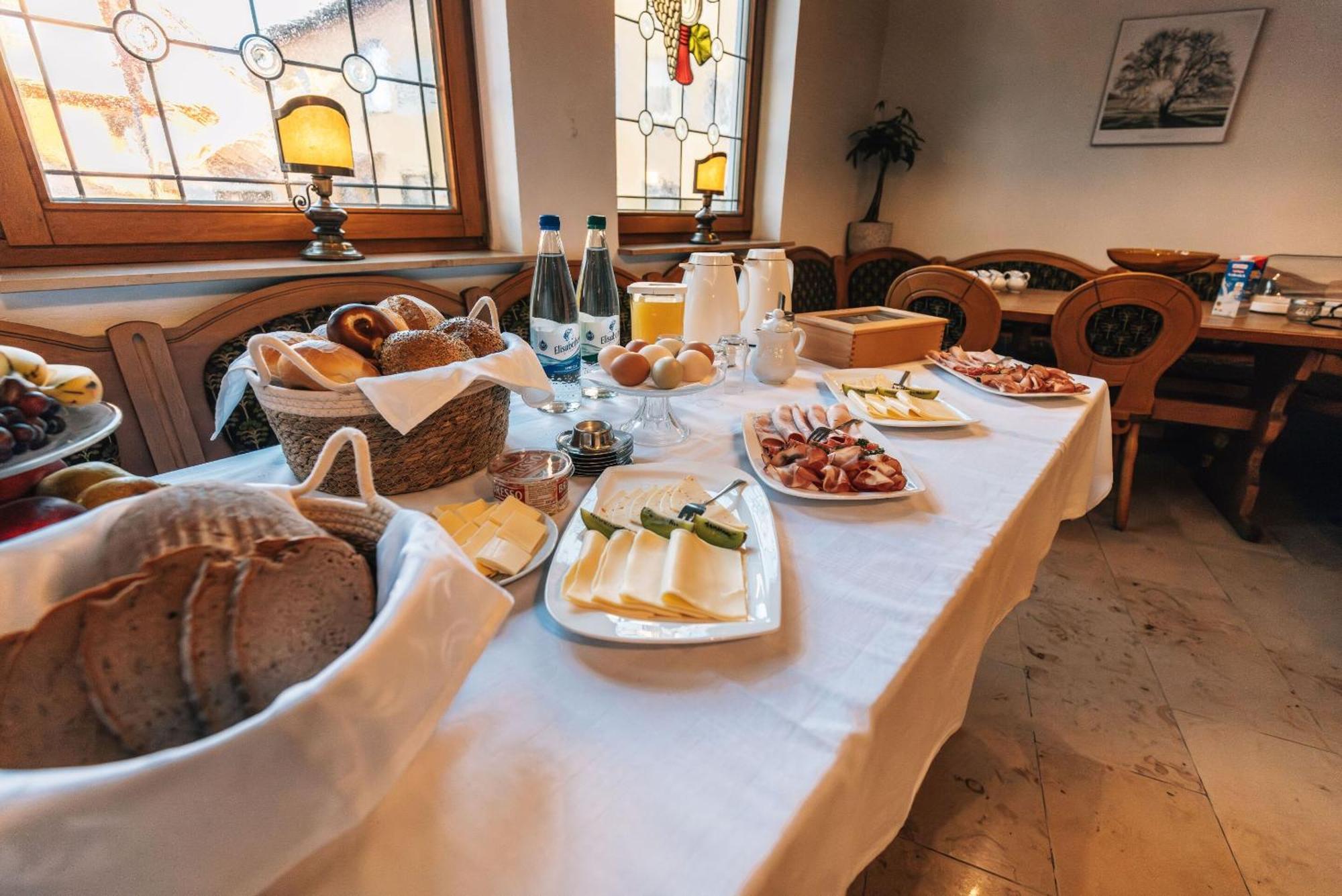 Krone Das Hotel Tauberrettersheim Eksteriør bilde